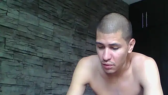 Sexylatin64 online show from 3, 7, 2026