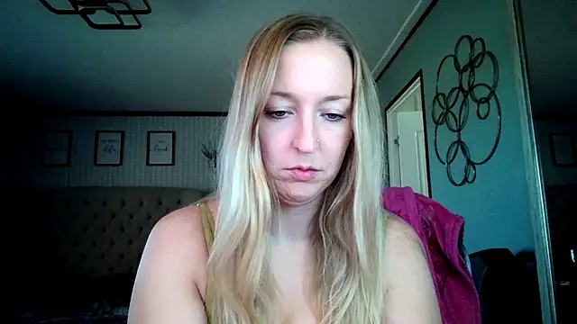 lucyallen4201 online show from 29, 1, 2025