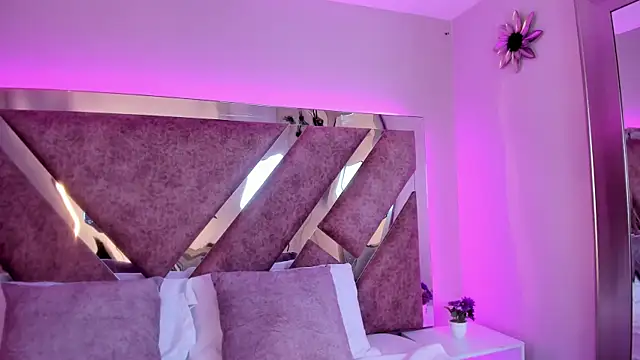 JulietaCheerr online show from 6, 3, 2025