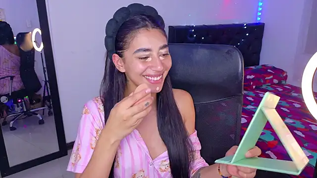 JulietaCheerr online show from 16, 12, 2025