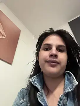 GiuliaHarvey online show from 7, 4, 2026