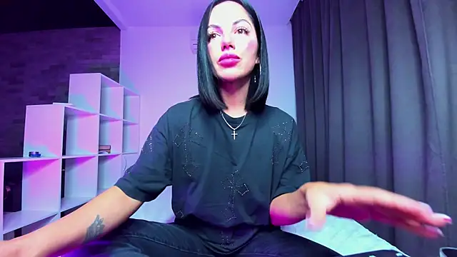 Snapshot of AddictedSabi chatting on 23, 10, 2025 AddictedSabi online show from 23, 10, 2025