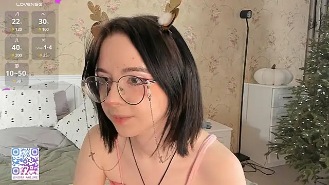 Nora Failure online show from 24, 12, 2024