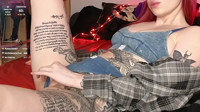 Snapshot of Devil_s_bride chatting on 2, 11, 2025 Devil s bride online show from 2, 11, 2025