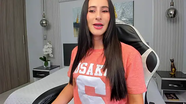 SaraGomez1 online show from 19, 5, 2026