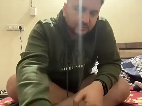 Snapshot of gauravgay93 chatting on 26, 1, 2025 gauravgay93 online show from 26, 1, 2025