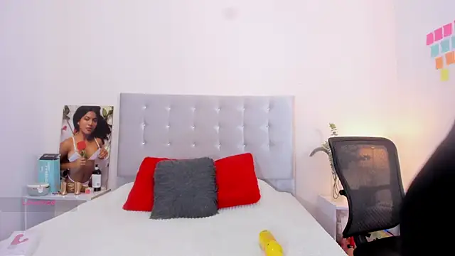 Snapshot of NiaBlanco chatting on 12, 1, 2026 NiaBlanco online show from 12, 1, 2026