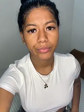 Snapshot of NiaBlanco chatting on 13, 2, 2026 NiaBlanco online show from 13, 2, 2026