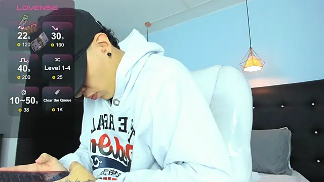 Lobo 17  online show from 14, 12, 2025