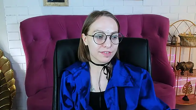 Snapshot of AphexQueen chatting on 15, 1, 2025 AphexQueen online show from 15, 1, 2025