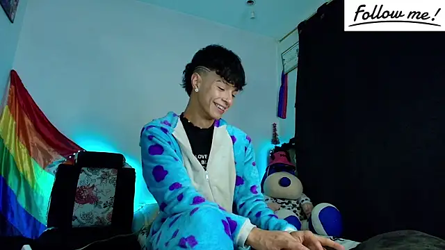 Snapshot of twink_sebas_ chatting on 15, 12, 2024 twink sebas online show from 15, 12, 2024