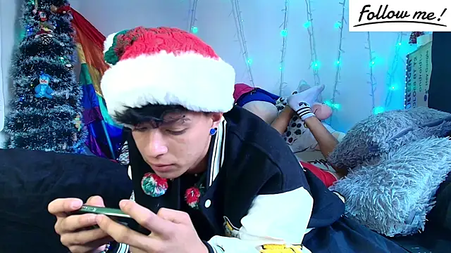 Snapshot of twink_sebas_ chatting on 24, 12, 2024 twink sebas online show from 24, 12, 2024