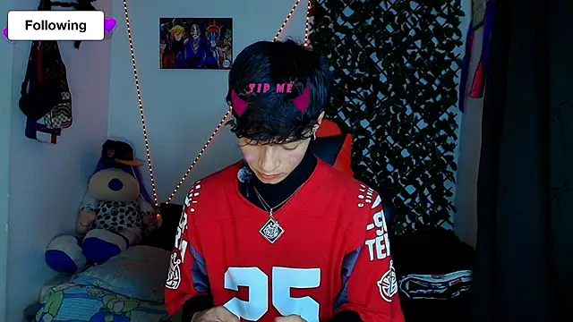 Snapshot of twink_sebas_ chatting on 26, 2, 2025 twink sebas online show from 26, 2, 2025