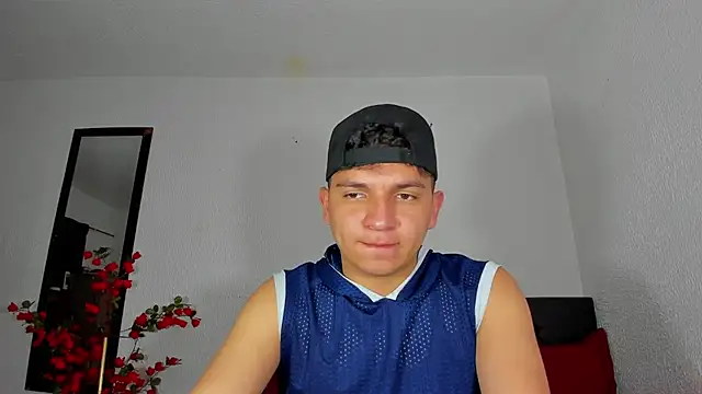 Snapshot of Danielbluestar chatting on 26, 2, 2025 Danielbluestar online show from 26, 2, 2025