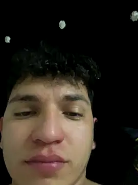 Snapshot of Danielbluestar chatting on 17, 9, 2025 Danielbluestar online show from 17, 9, 2025