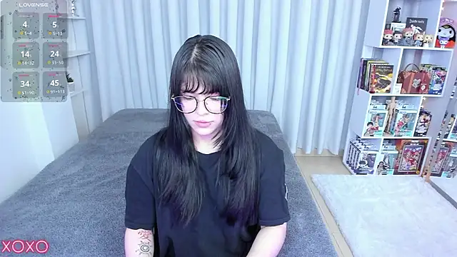 misshoneyxxx online show from 10, 2, 2026