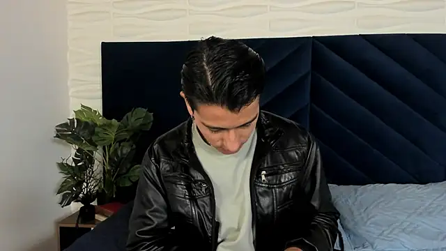 Andy Joy  online show from 17, 4, 2026