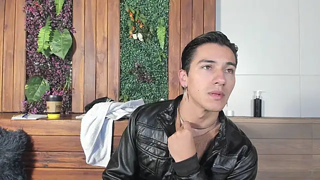 Andy Joy  online show from 23, 4, 2026