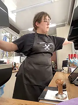 cinnabon  online show from 25, 1, 2025