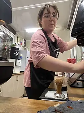 cinnabon  online show from 11, 2, 2025