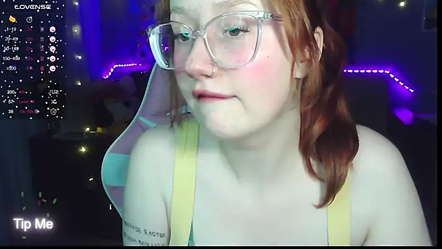 Snapshot of KrisTyBooBsin chatting on 21, 12, 2024 KrisTyBooBsin online show from 21, 12, 2024