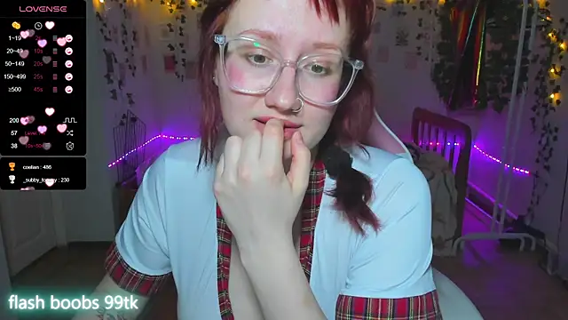 Snapshot of KrisTyBooBsin chatting on 28, 2, 2025 KrisTyBooBsin online show from 28, 2, 2025