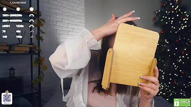 LindaFarmer online show from 7, 1, 2025