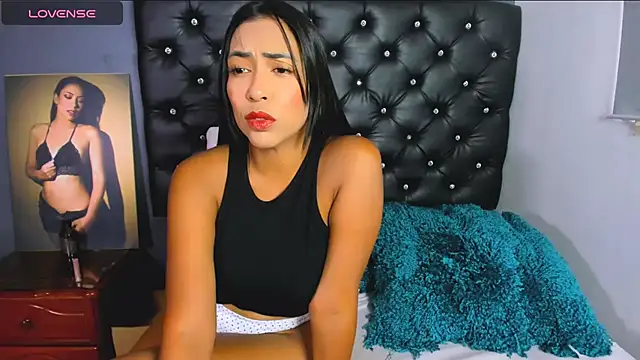 Snapshot of catalinamuss_ chatting on 9, 6, 2026 catalinamuss online show from 9, 6, 2026
