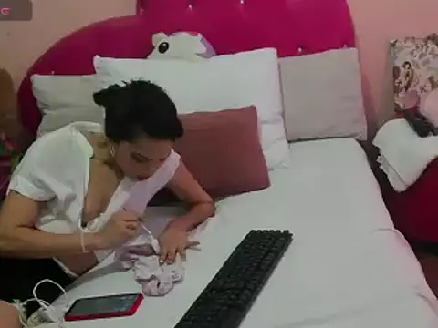 Snapshot of jadde_blair chatting on 13, 12, 2024 jadde blair online show from 13, 12, 2024