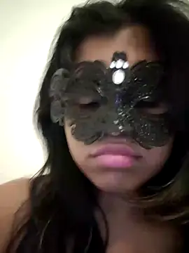 Bella Luna18 online show from 23, 12, 2024