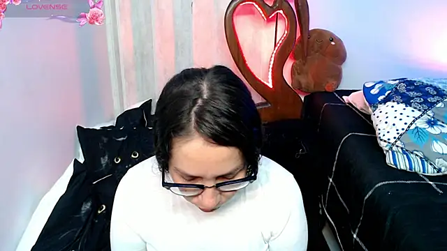 naihroby online show from 24, 4, 2026