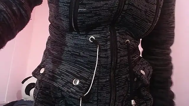 CarolineBrunx online show from 28, 2, 2025