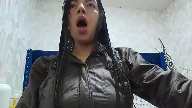 CarolineBrunx online show from 20, 12, 2025