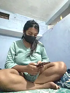 Snapshot of Priya_Strip chatting on 24, 1, 2025 Priya Strip online show from 24, 1, 2025