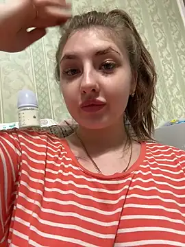 Snapshot of sexyy_girl_ chatting on 30, 12, 2024 sexyy girl online show from 30, 12, 2024