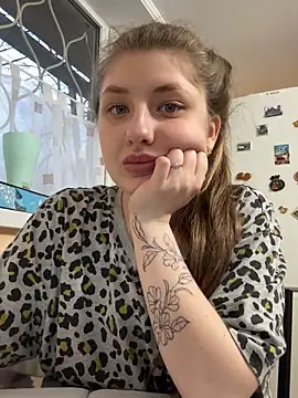 Snapshot of sexyy_girl_ chatting on 15, 3, 2025 sexyy girl online show from 15, 3, 2025