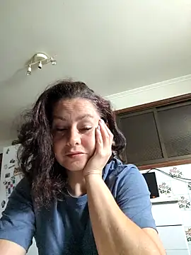 Snapshot of RamyLove36 chatting on 19, 4, 2026 RamyLove36 online show from 19, 4, 2026