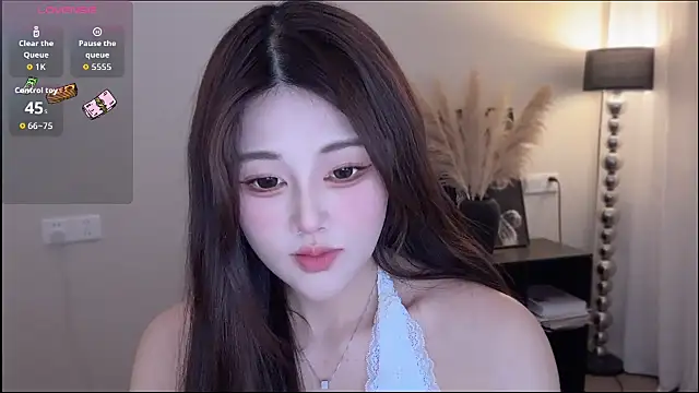 Strawberrybabyy1 online show from 2, 12, 2025