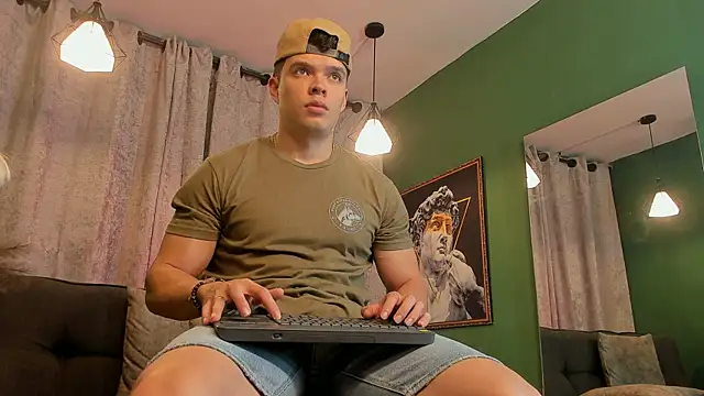 Snapshot of Jake_Tylerr_ chatting on 16, 9, 2025 Jake Tylerr online show from 16, 9, 2025