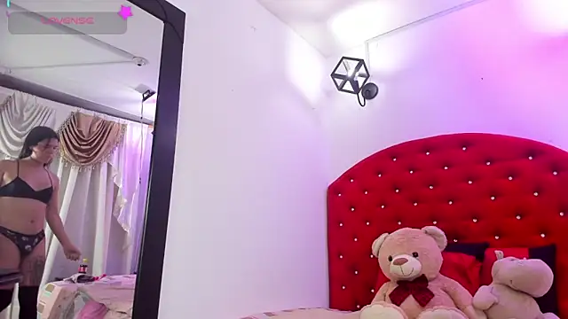 brittany williams  online show from 4, 3, 2025