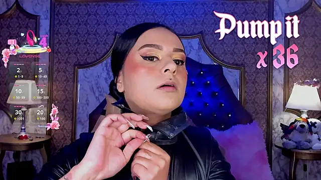 SoffiQueen online show from 17, 2, 2026