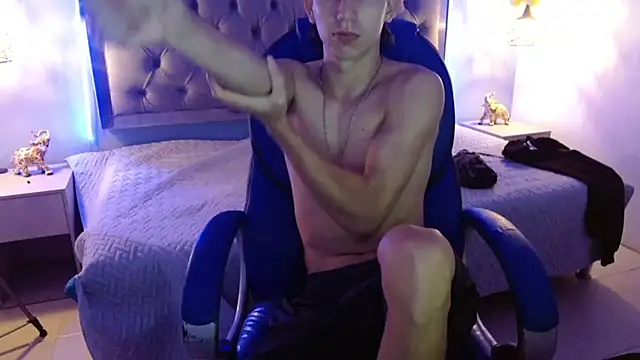 Snapshot of JackSwan18 chatting on 20, 1, 2025 JackSwan18 online show from 20, 1, 2025