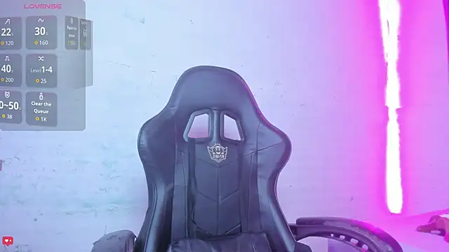 Snapshot of jonson- chatting on 6, 11, 2025 jonson- online show from 6, 11, 2025