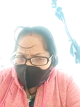 Snapshot of heenage chatting on 24, 12, 2024 heenage online show from 24, 12, 2024