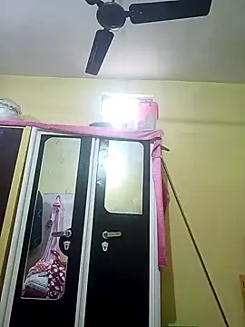 Snapshot of heenage chatting on 19, 1, 2025 heenage online show from 19, 1, 2025