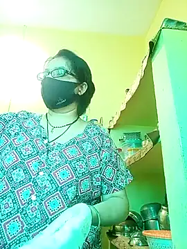 Snapshot of heenage chatting on 18, 3, 2025 heenage online show from 18, 3, 2025