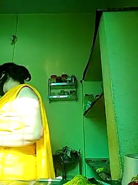 heenage online show from 12, 4, 2026