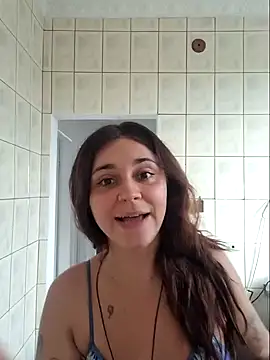 Snapshot of luuhcat09 chatting on 3, 2, 2025 luuhcat09 online show from 3, 2, 2025