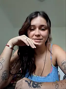 Snapshot of luuhcat09 chatting on 4, 2, 2025 luuhcat09 online show from 4, 2, 2025