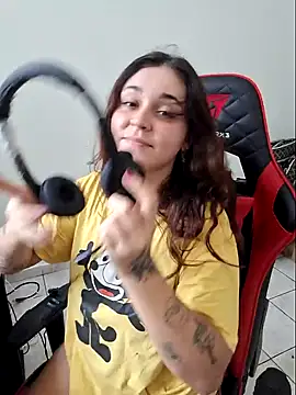 Snapshot of luuhcat09 chatting on 11, 2, 2025 luuhcat09 online show from 11, 2, 2025